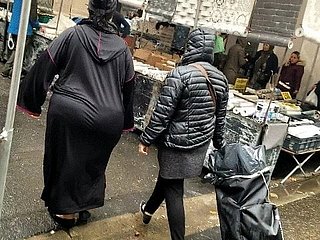 Fat obese arabic pest up black djellaba