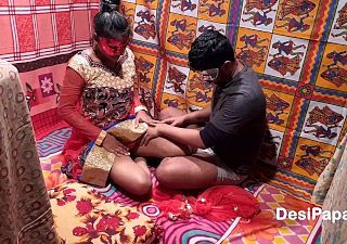 Hot Indian bhabhi fucked very rough sex in the matter of sari overwrought devar
