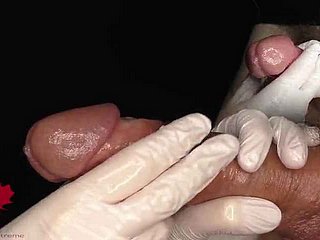 Esame doc dell'uretra e estrazione di una vista del campione di sperma